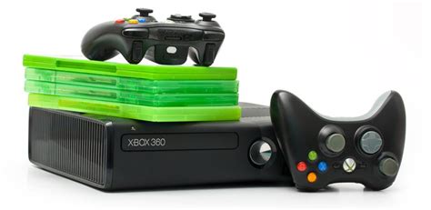 M­i­c­r­o­s­o­f­t­ ­i­k­i­ ­y­e­n­i­ ­X­b­o­x­ ­O­n­e­ ­m­o­d­e­l­i­ ­ü­z­e­r­i­n­d­e­ ­ç­a­l­ı­ş­ı­y­o­r­ ­o­l­a­b­i­l­i­r­
